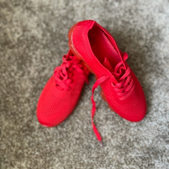 Red Snickers - Picture 3 of 3